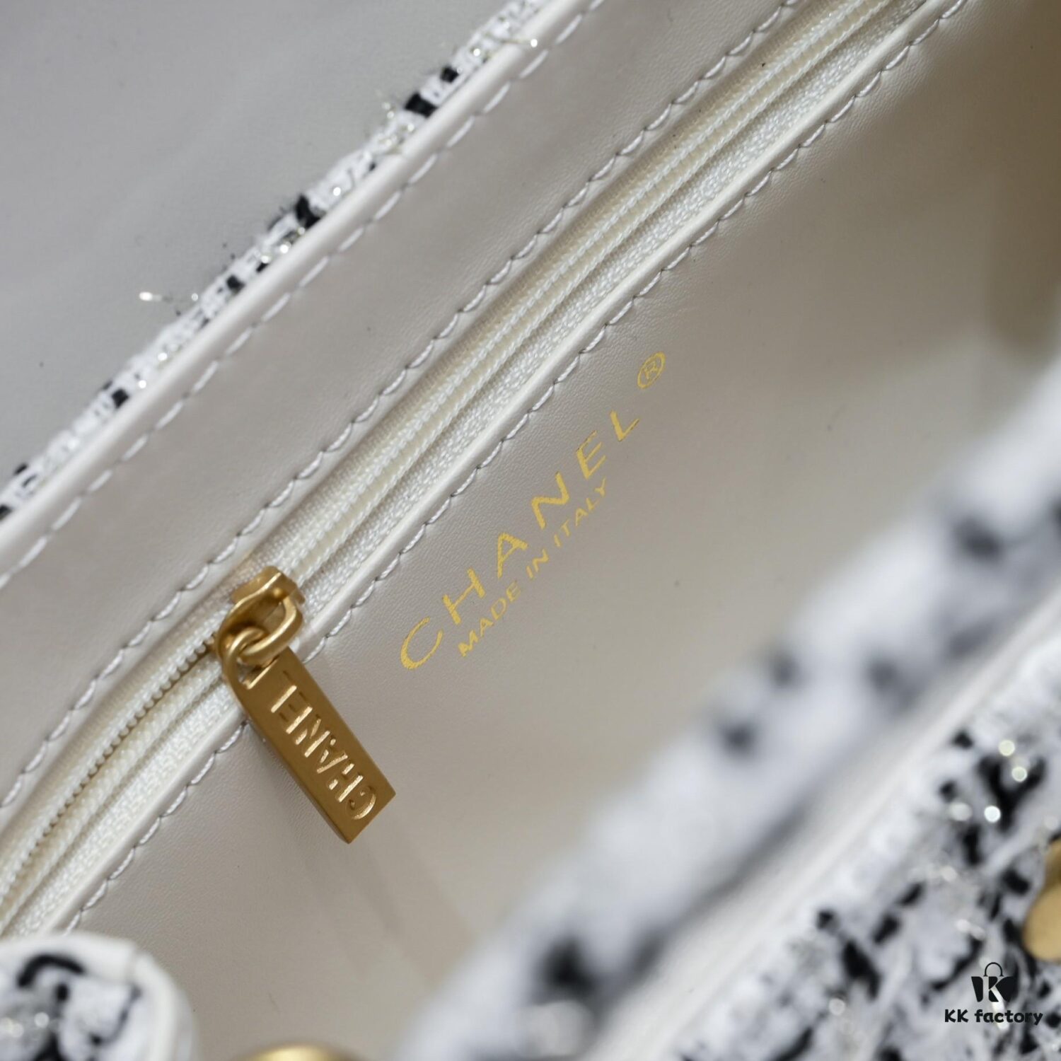 Chanel New Arrival 6170 - Beautiful Tweed Handbag Inspired by Camellia Motif from Fall/Winter 23/24 Collection