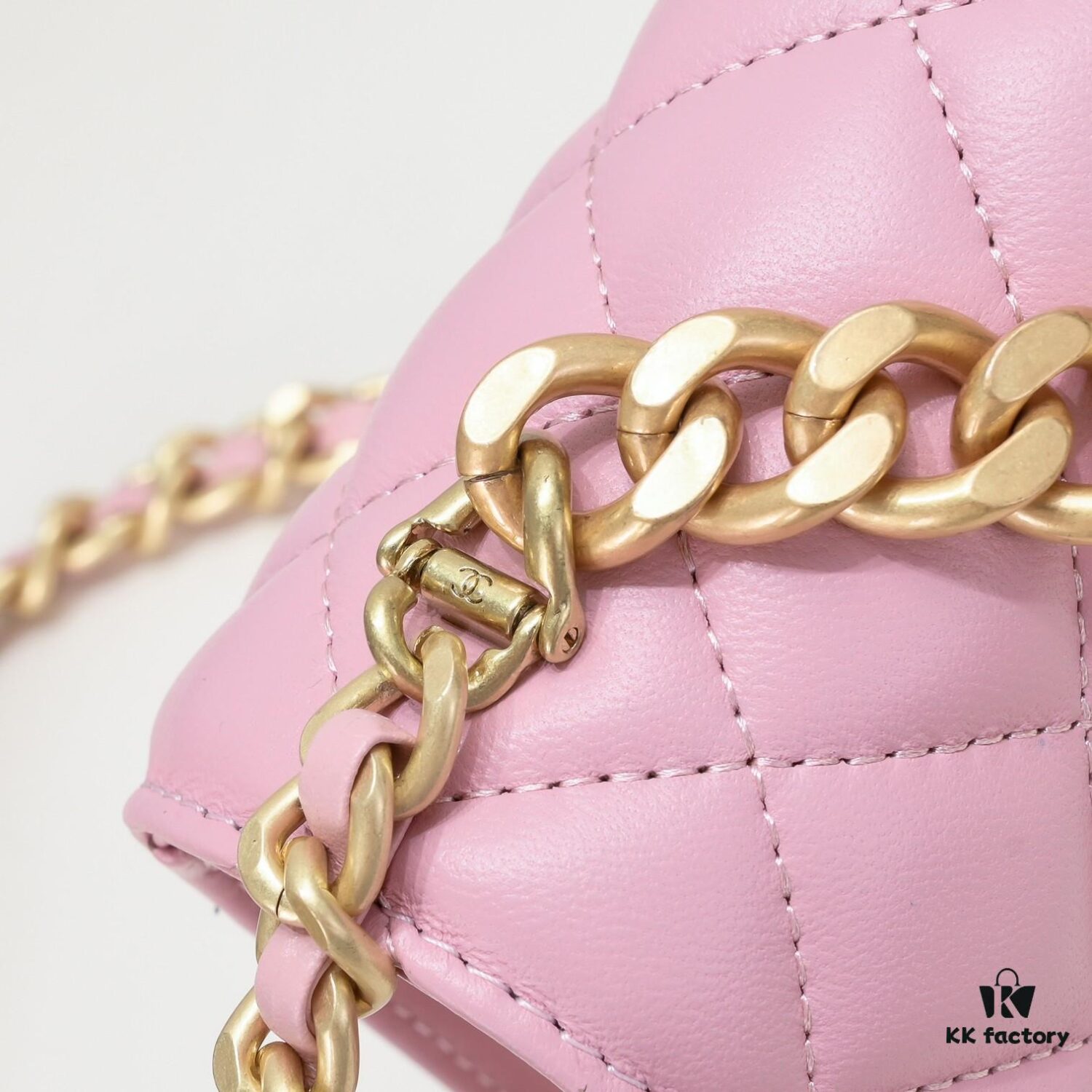 Chanel Should Be This Kind of Effortlessly Elegant – Slightly More Structured with a Shinier Leather Finish, Feeling More Like a Le Boy from the Side