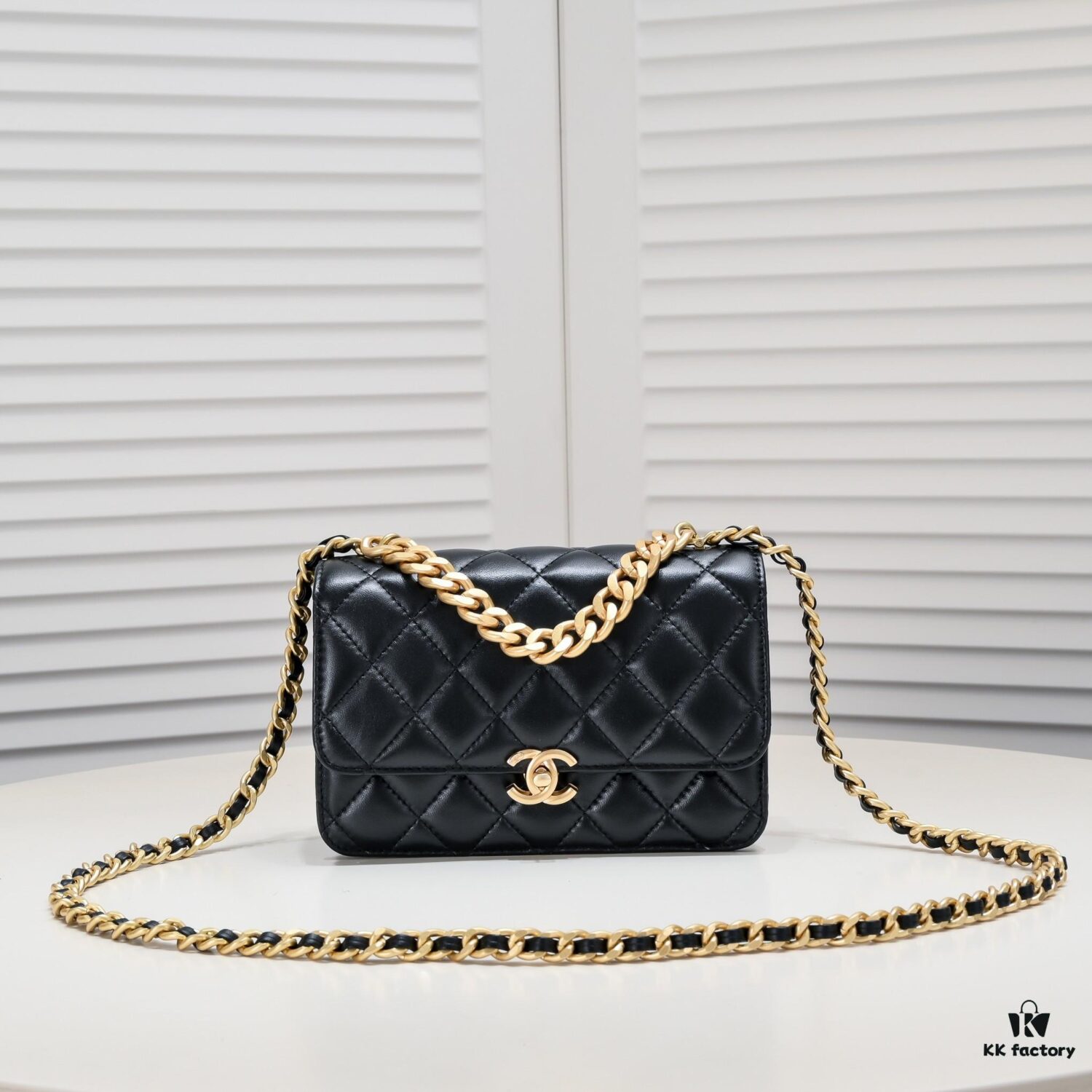 Chanel Should Be This Way: More Structured and Refined with a Laid-Back Elegance