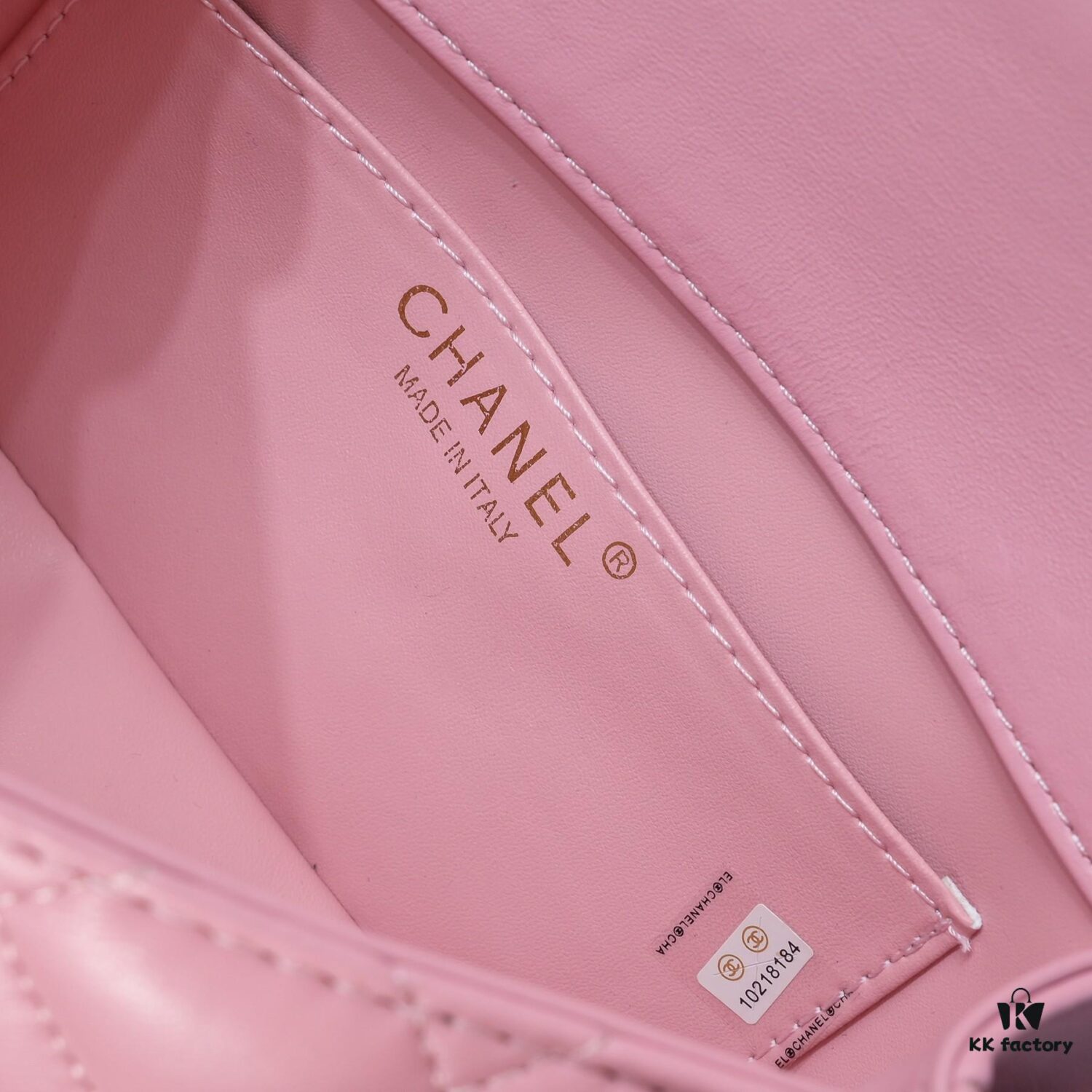 Chanel Should Be This Kind of Effortlessly Elegant – Slightly More Structured with a Shinier Leather Finish, Feeling More Like a Le Boy from the Side