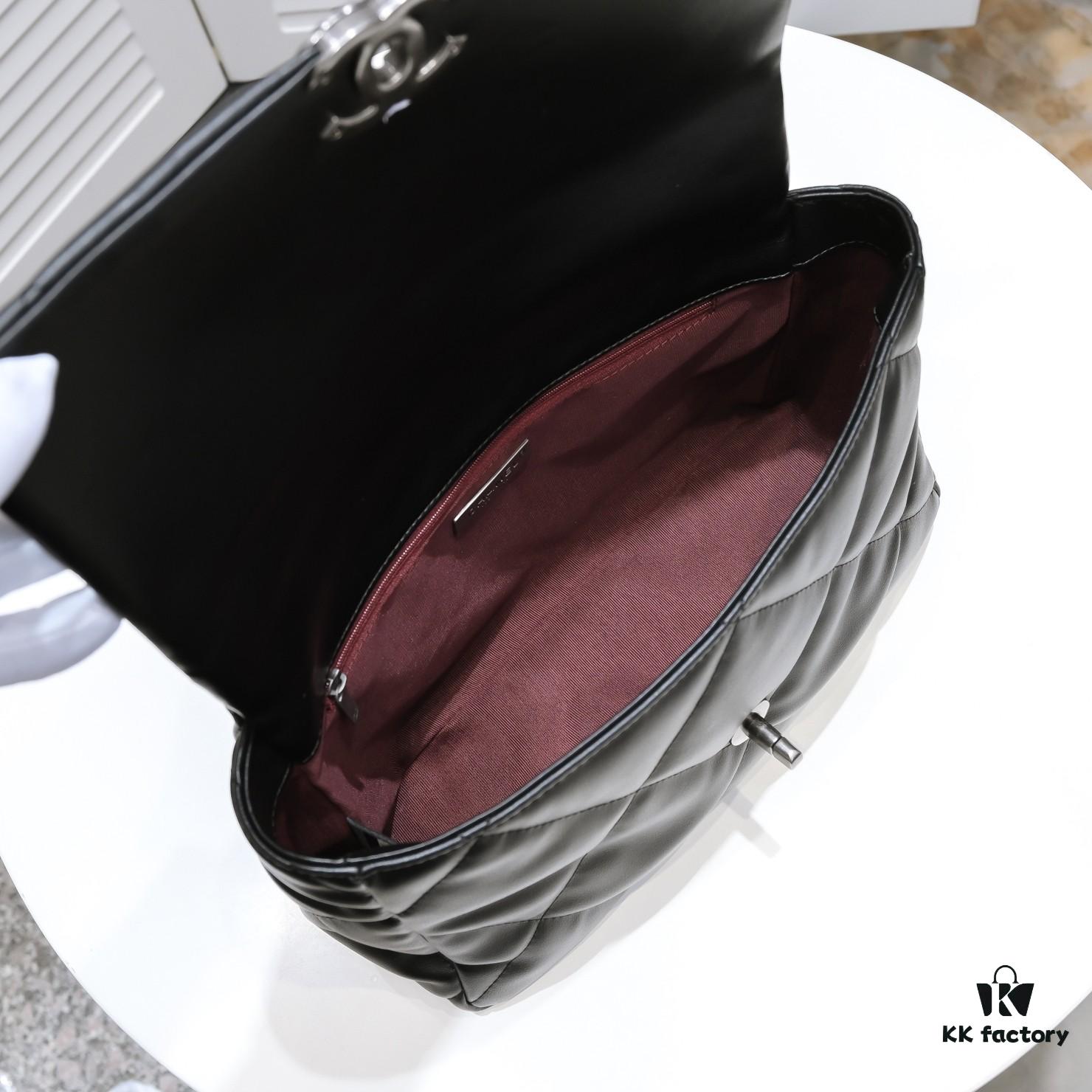 Black Medium-Sized Chanel Latest Bestseller - Now Available