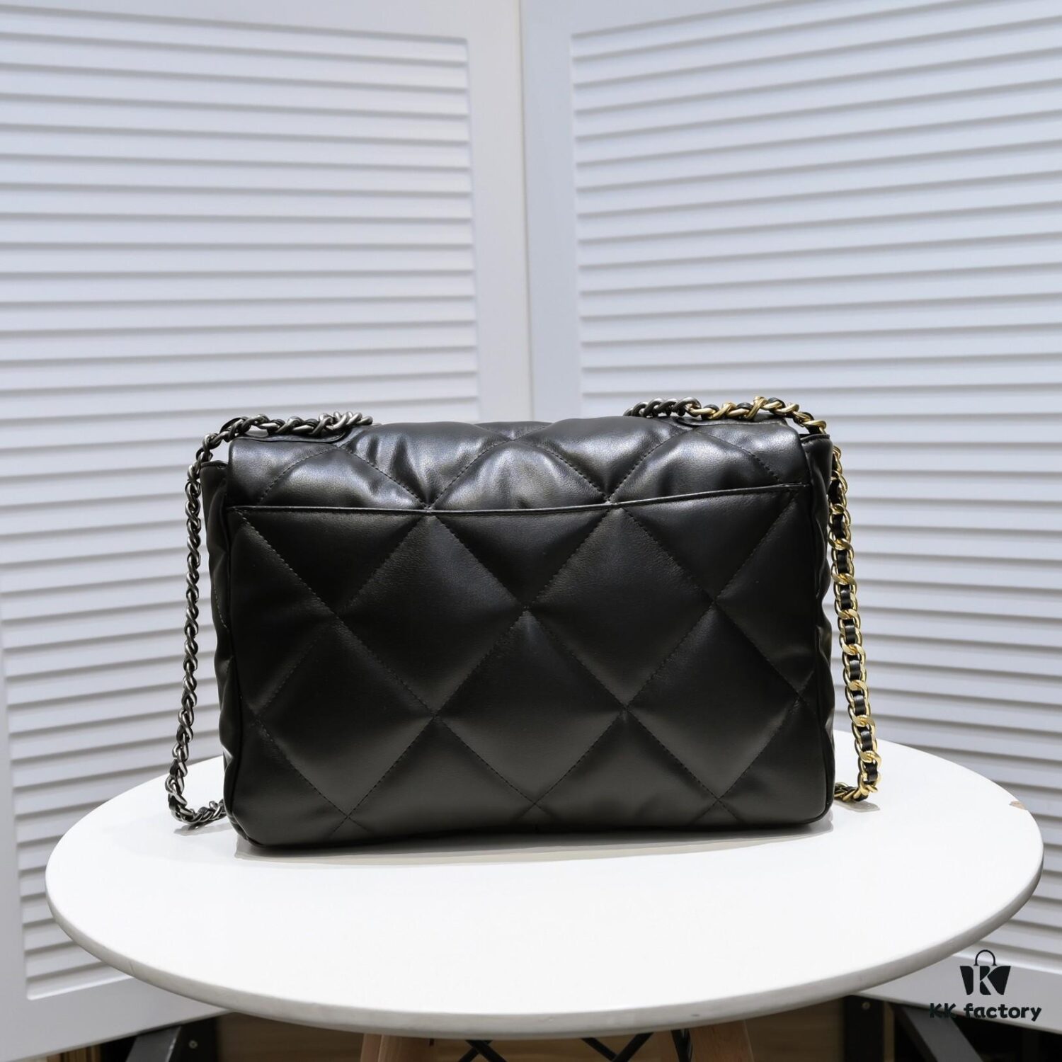 Black Large Size Chanel Latest Bestseller Release 📣📣 Same as Counter, Imported Cowhide Leather, Extremely Soft Texture