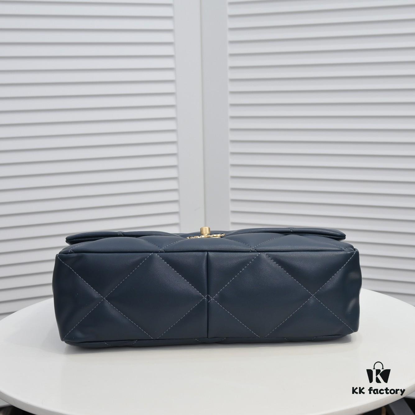 Large Chanel Deep Blue Latest Bestseller Just Arrived – Synchronized with Counter, Imported Cowhide Leather, Super Soft Touch