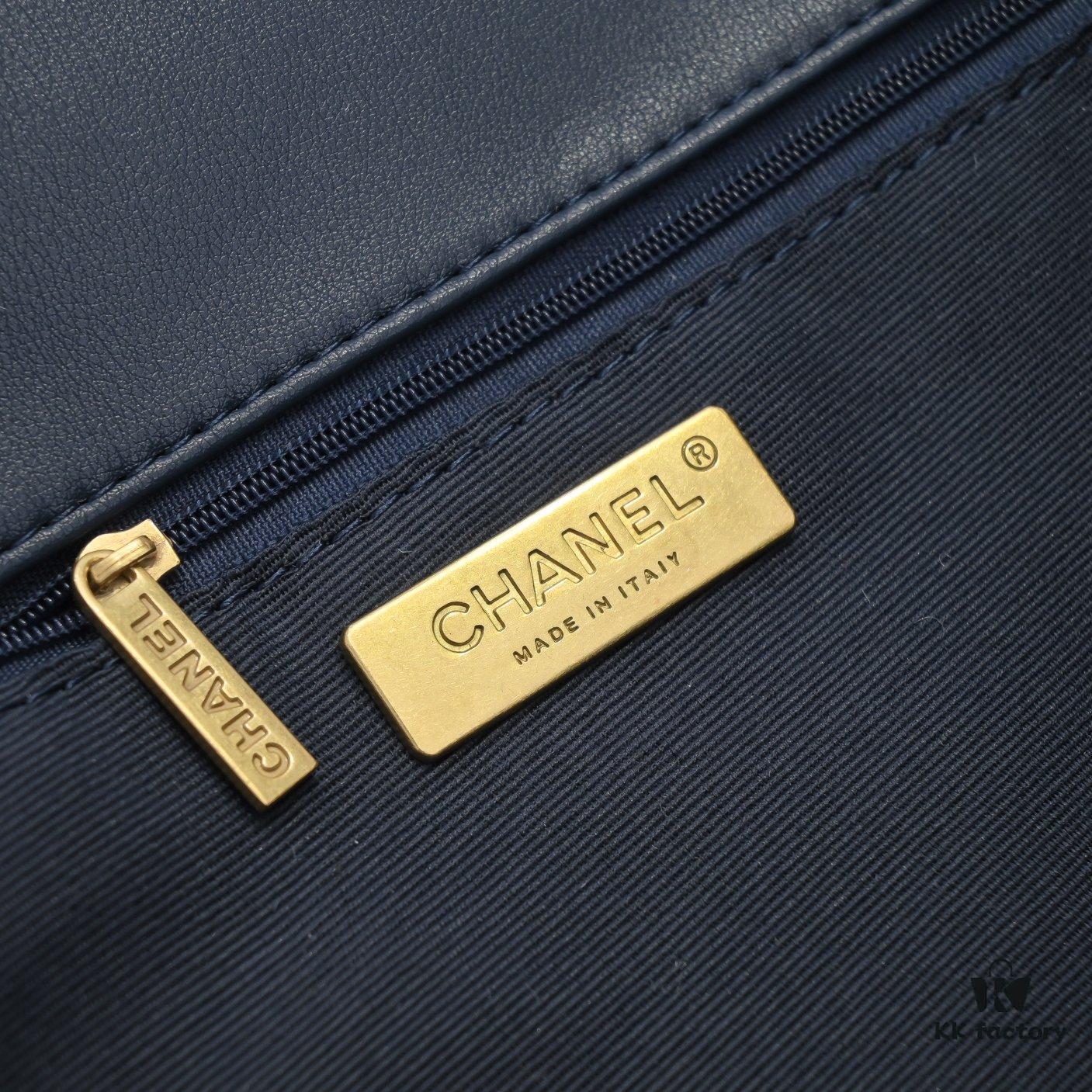 Large Chanel Deep Blue Latest Bestseller Just Arrived – Synchronized with Counter, Imported Cowhide Leather, Super Soft Touch