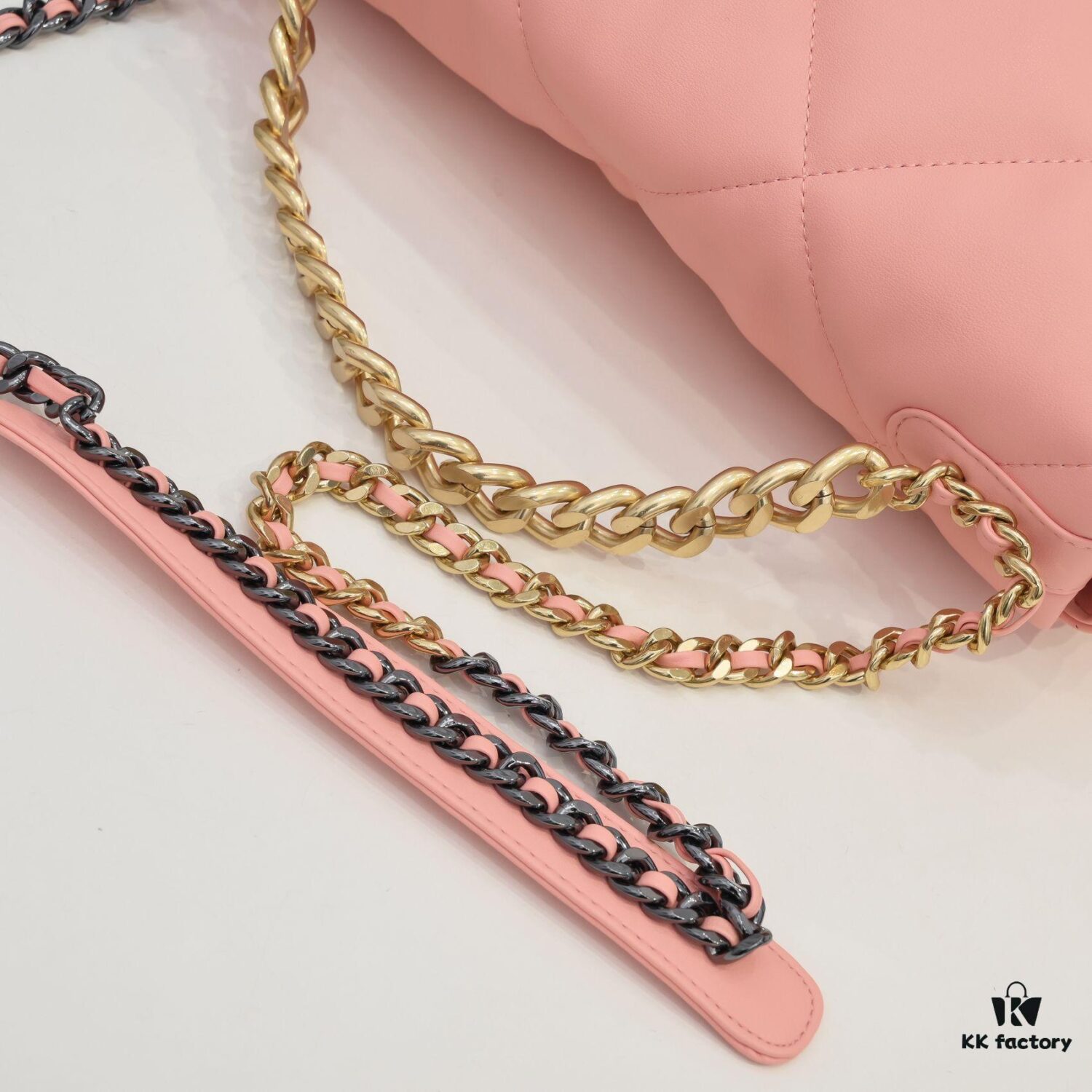 Pink Large Chanel Latest Bestseller Just Arrived - Synchronized with Counter, Imported Cowhide, Super Soft Touch