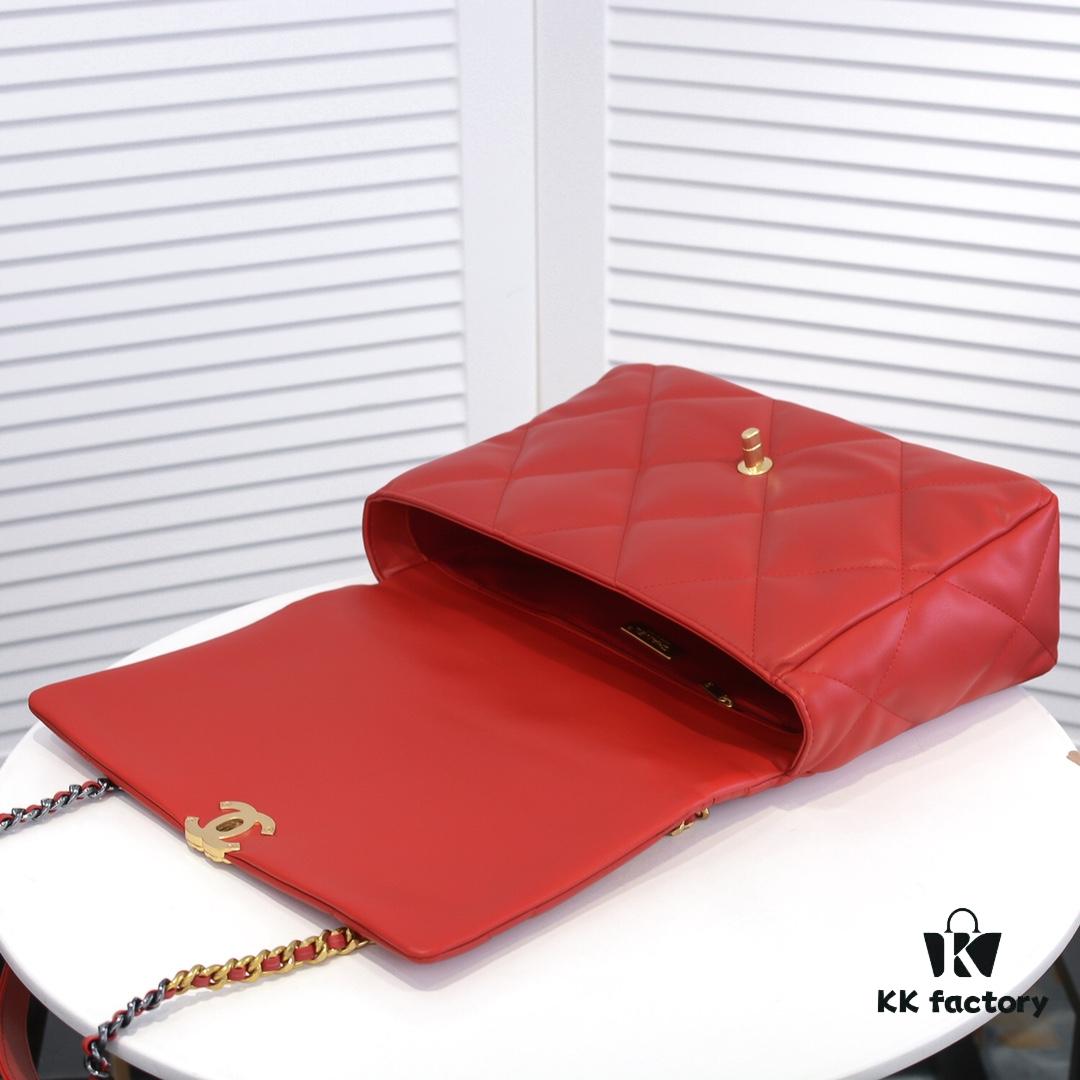 Large Red Chanel Latest Bestseller Now Available, Huge Size, Synchronized with Counter, Imported Cowhide, Extremely Soft Touch