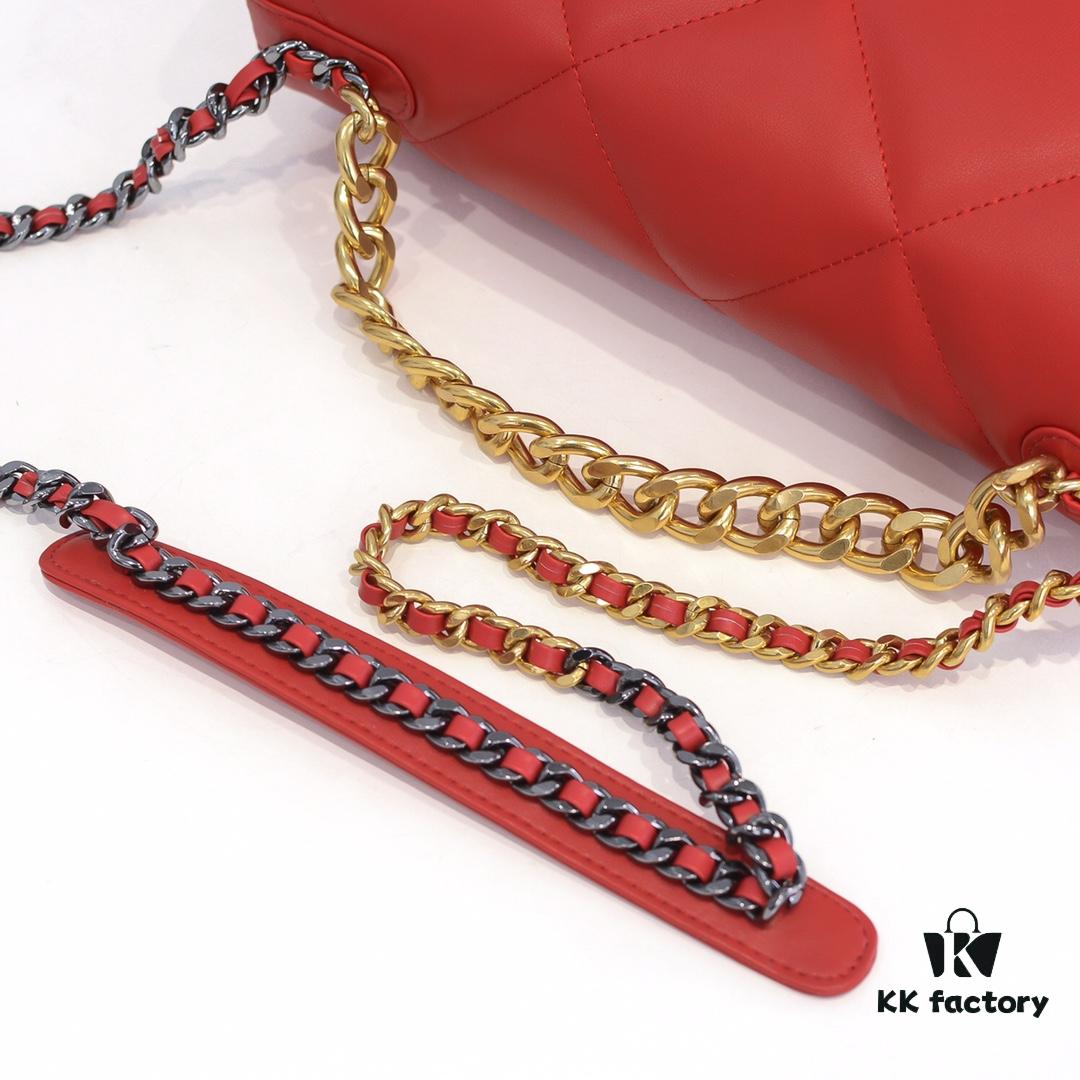 Large Red Chanel Latest Bestseller Now Available, Huge Size, Synchronized with Counter, Imported Cowhide, Extremely Soft Touch