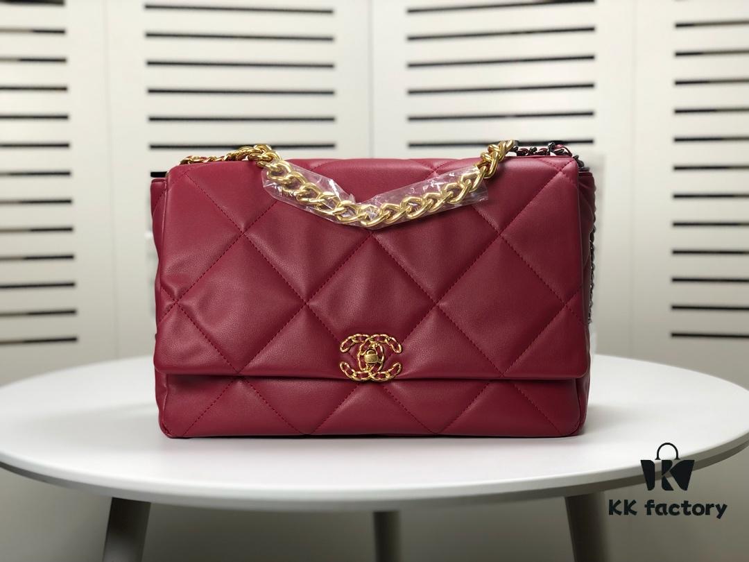 Burgundy Red Oversized Chanel Latest Bestseller Release 📣📣 Synchronized with Counter, Premium Imported Cowhide Leather, Extremely Soft Touch
