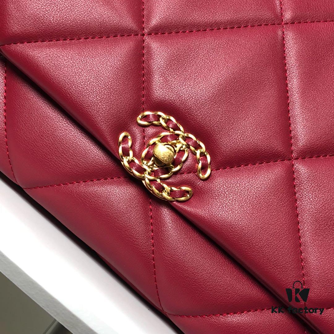 Burgundy Red Oversized Chanel Latest Bestseller Release 📣📣 Synchronized with Counter, Premium Imported Cowhide Leather, Extremely Soft Touch