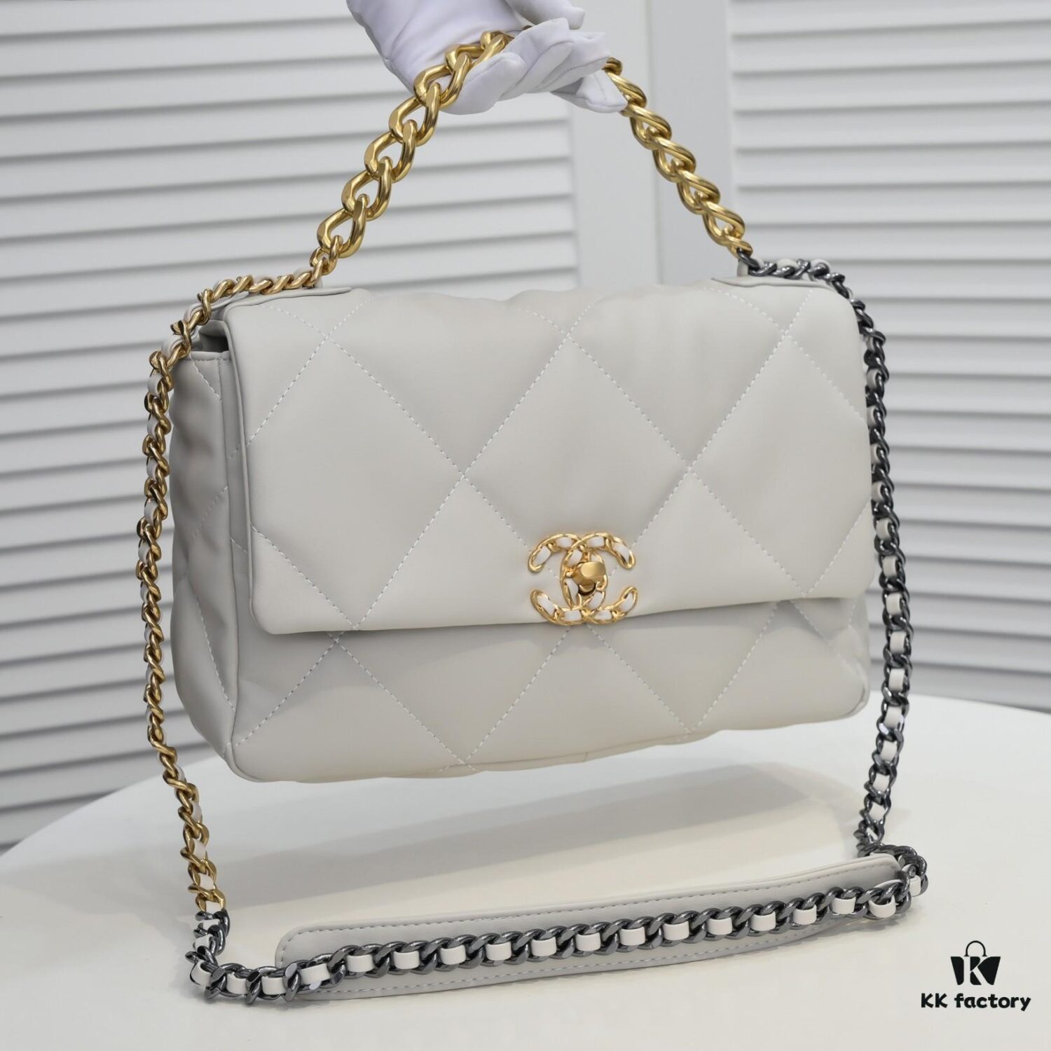 Medium Beige Chanel Latest Bestseller Bag - Imported Cowhide, Soft Texture, Stylish and Elegant