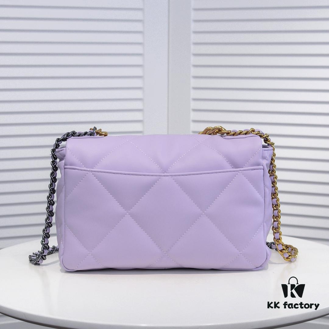 Purple Medium-Sized Chanel Latest Bestseller Release 📣📣 Synchronized with Counter, Premium Imported Calfskin Leather 🐂, Extremely Soft Texture