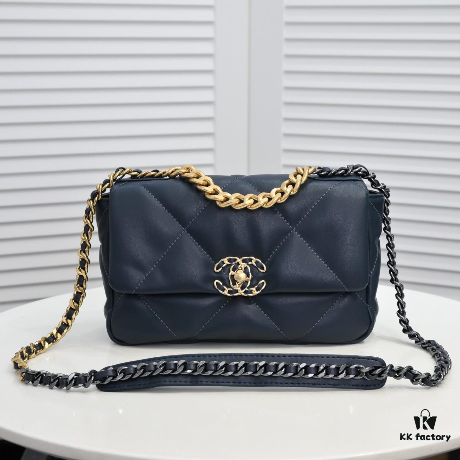 Small Deep Blue Chanel Latest Bestseller Just Arrived 📣📣 Same as Counter Version🤭 Premium Imported Calfskin Leather🐂 Extremely Soft to Touch. Stunning Fit and Flattering Silhouette, Can Be Carried by Hand, on Shoulder or Crossbody, Fully Showcasing Feminine Elegance 💃 Grab Yours Now