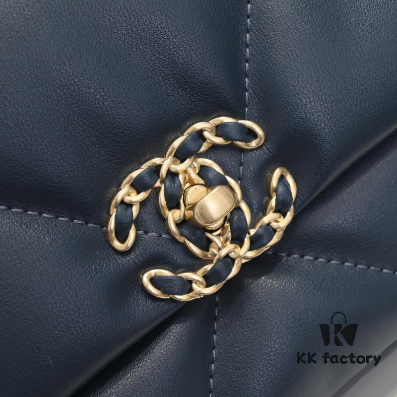 Small Deep Blue Chanel Latest Bestseller Just Arrived 📣📣 Same as Counter Version🤭 Premium Imported Calfskin Leather🐂 Extremely Soft to Touch. Stunning Fit and Flattering Silhouette, Can Be Carried by Hand, on Shoulder or Crossbody, Fully Showcasing Feminine Elegance 💃 Grab Yours Now