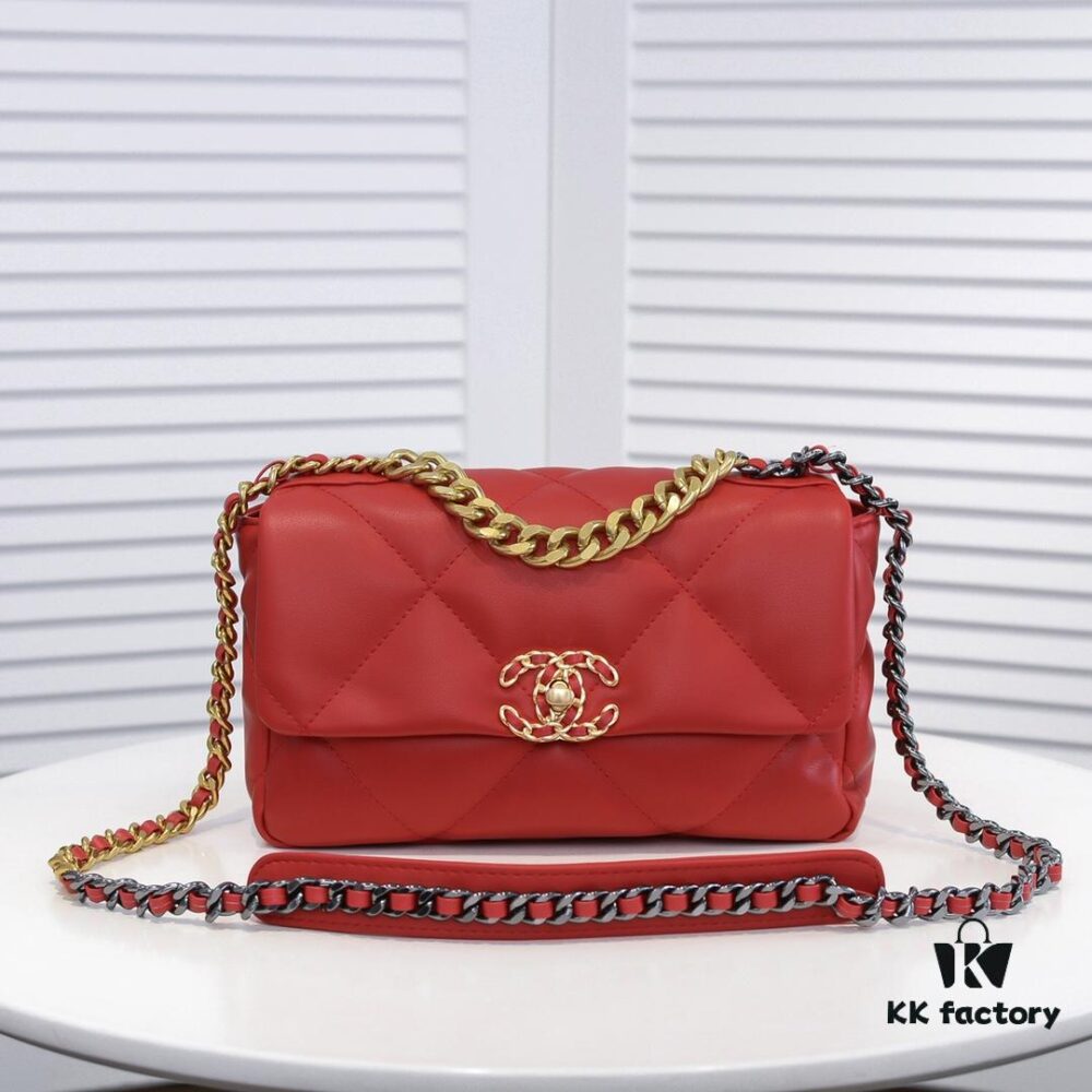 Luxury Red Small Size Chanel Latest Bestseller Release 📣📣 Cabinet Synchronized, Imported Cowhide Leather with Super Soft Touch