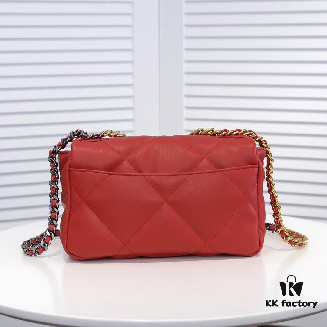 Luxury Red Small Size Chanel Latest Bestseller Release 📣📣 Cabinet Synchronized, Imported Cowhide Leather with Super Soft Touch