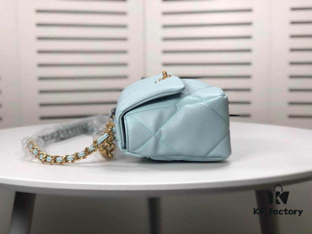 Mint Green Small Chanel Latest Bestseller Release 📣📣 Synchronized with Boutique, Imported Calfskin Leather 🐂, Extremely Soft Touch