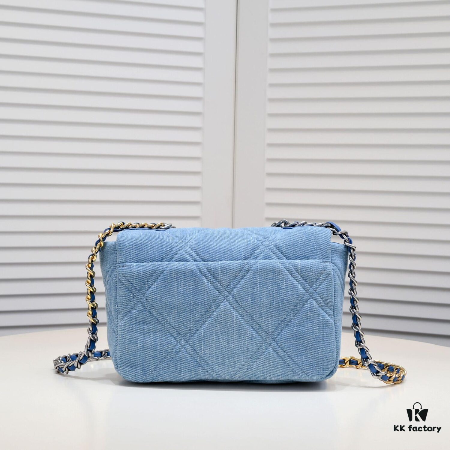 Chanel 22p Spring-Summer Collection New 19Bag Denim Light Blue Sand Silver Hardware