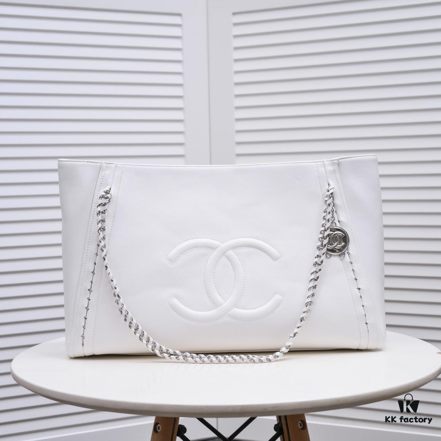 Chanel A2021 New Arrival Tote Bag from the Haute Couture Collection