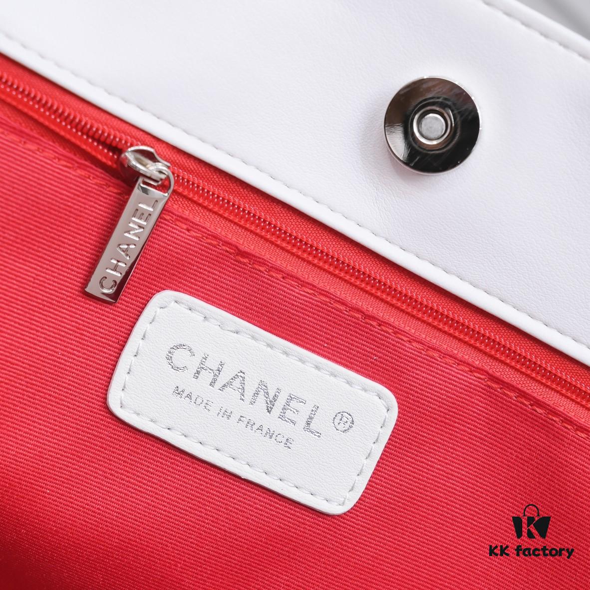 Chanel A2021 New Arrival Tote Bag from the Haute Couture Collection