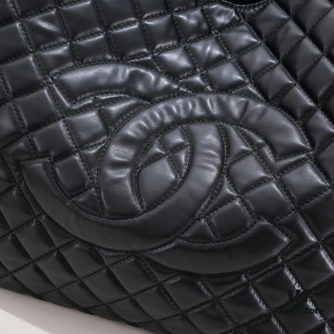 CHANEL Introduces the ICARE Bag: A Spacious and Stylish Solution for Modern Life
