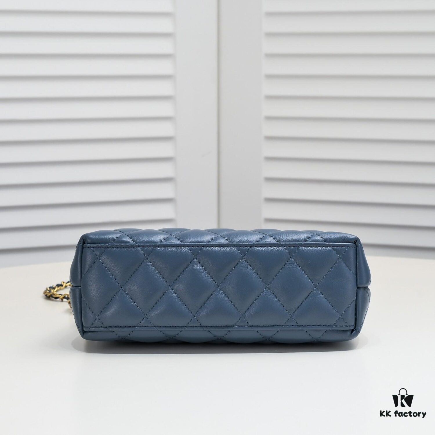 Chanel New Bag 6170 Beautiful Design Inspired by Camellia - Autumn/Winter 23/24 Collection