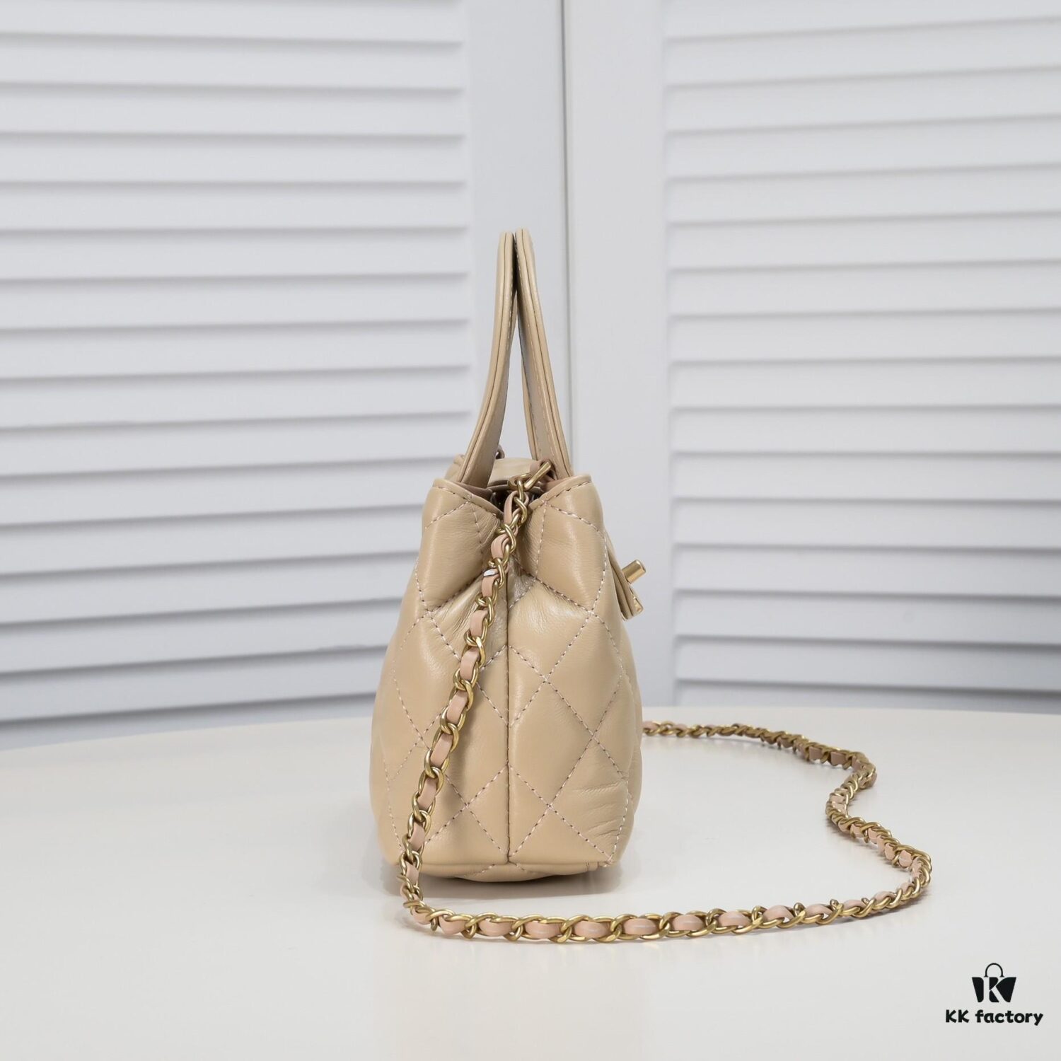 Chanel 23/24 Autumn/Winter Collection New Bag Beautifully Designed with Iconic Camellia Motif