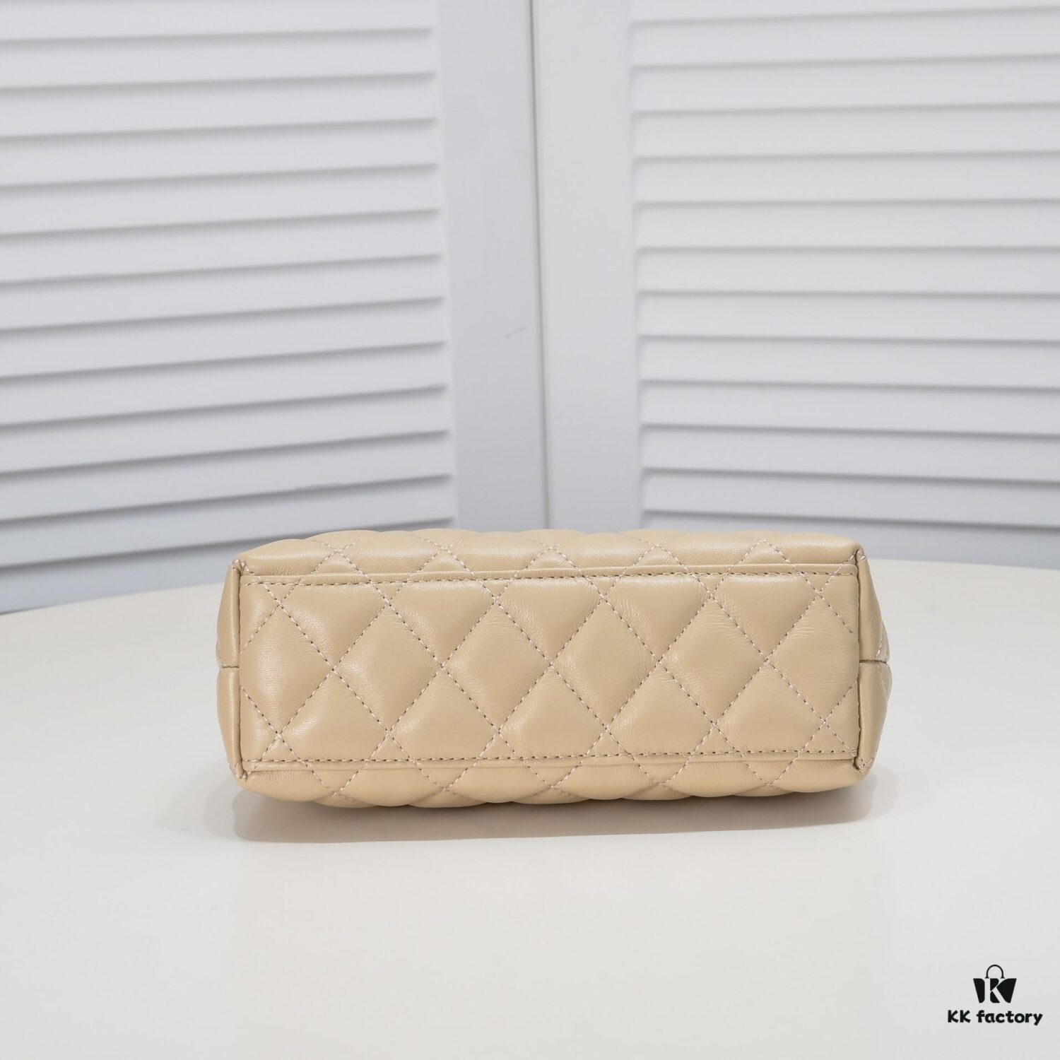 Chanel 23/24 Autumn/Winter Collection New Bag Beautifully Designed with Iconic Camellia Motif