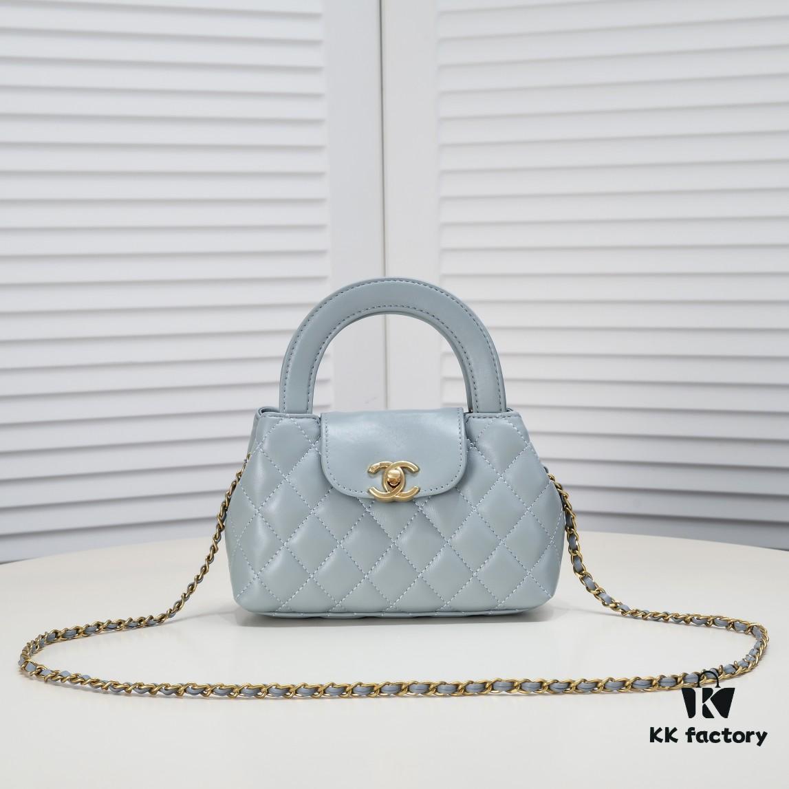Chanel 6170 New Bag Beautifully Inspired by Camellia - Autumn/Winter 23/24 Collection