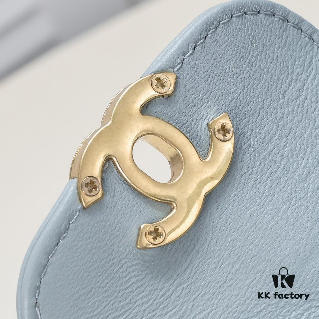 Chanel 6170 New Bag Beautifully Inspired by Camellia - Autumn/Winter 23/24 Collection