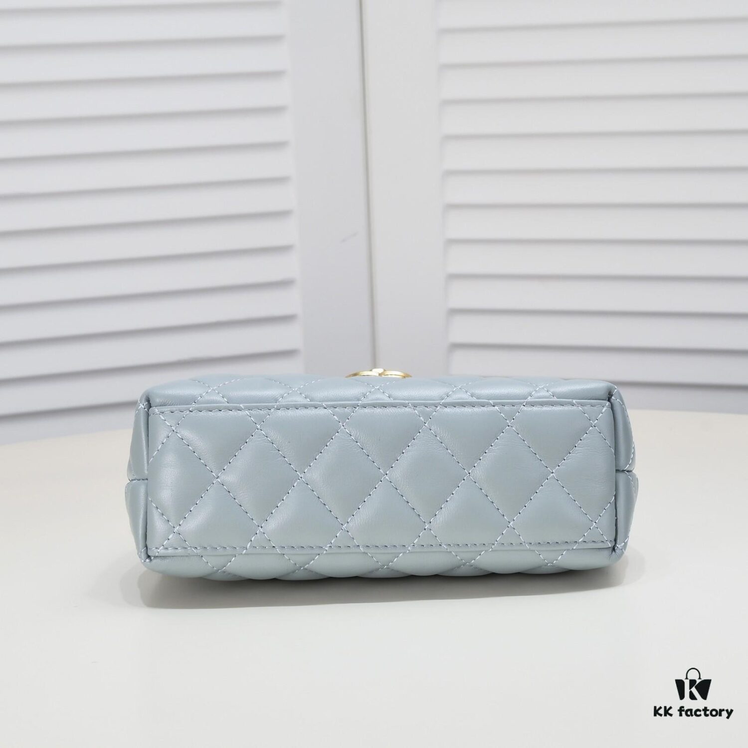 Chanel 6170 New Bag Beautifully Inspired by Camellia - Autumn/Winter 23/24 Collection