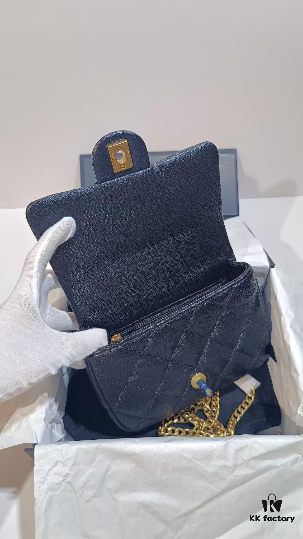 Self-shot Background Chanel 🌐23P New AS3829 💎 Heart Ball vs. Gold Ball?