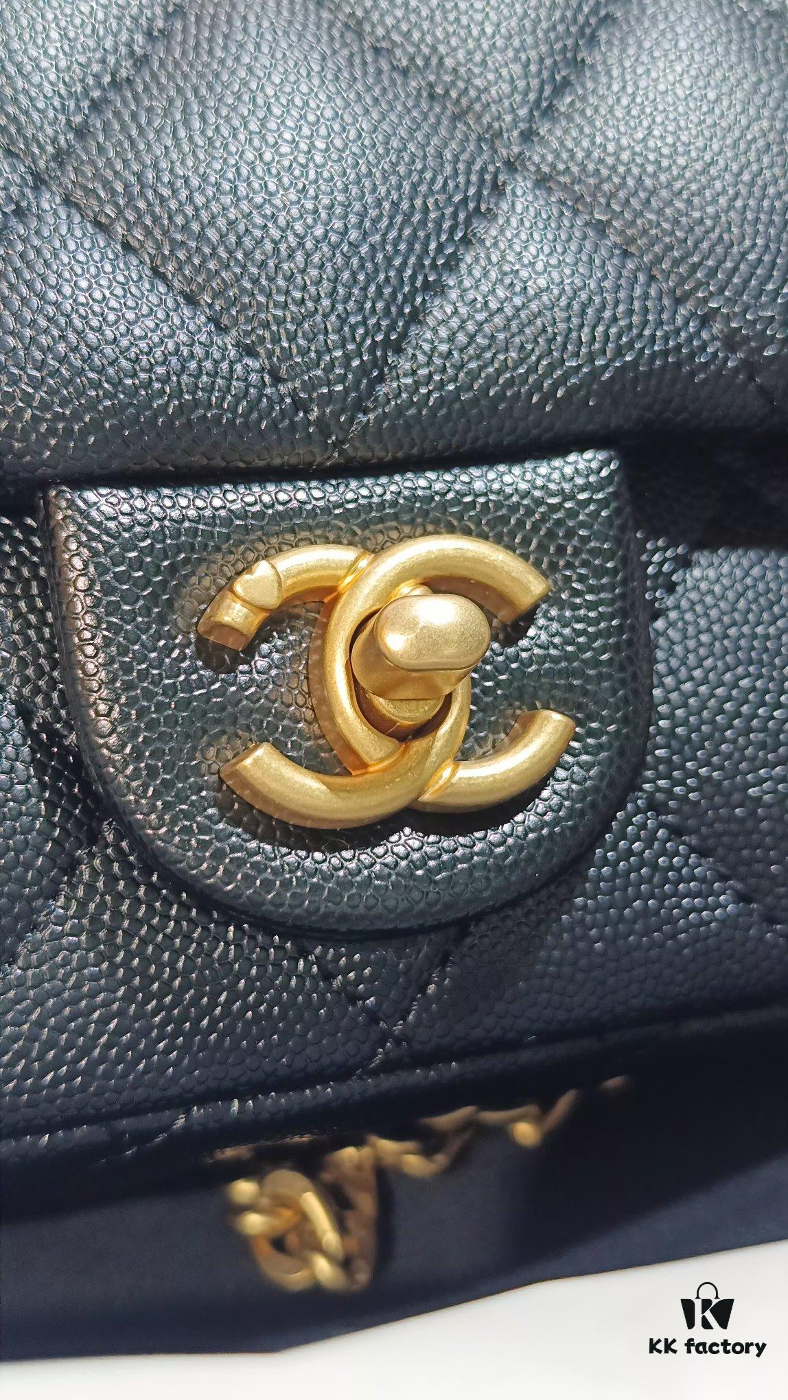 Self-shot Background Chanel ❇️23P New Arrival AS3828 💎 Heart Ball vs. Gold Ball?