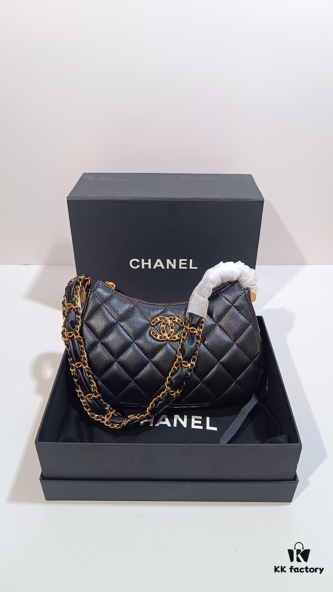Chanel Model 3647, A Classic Masterpiece Exuding Elegance and Prestige