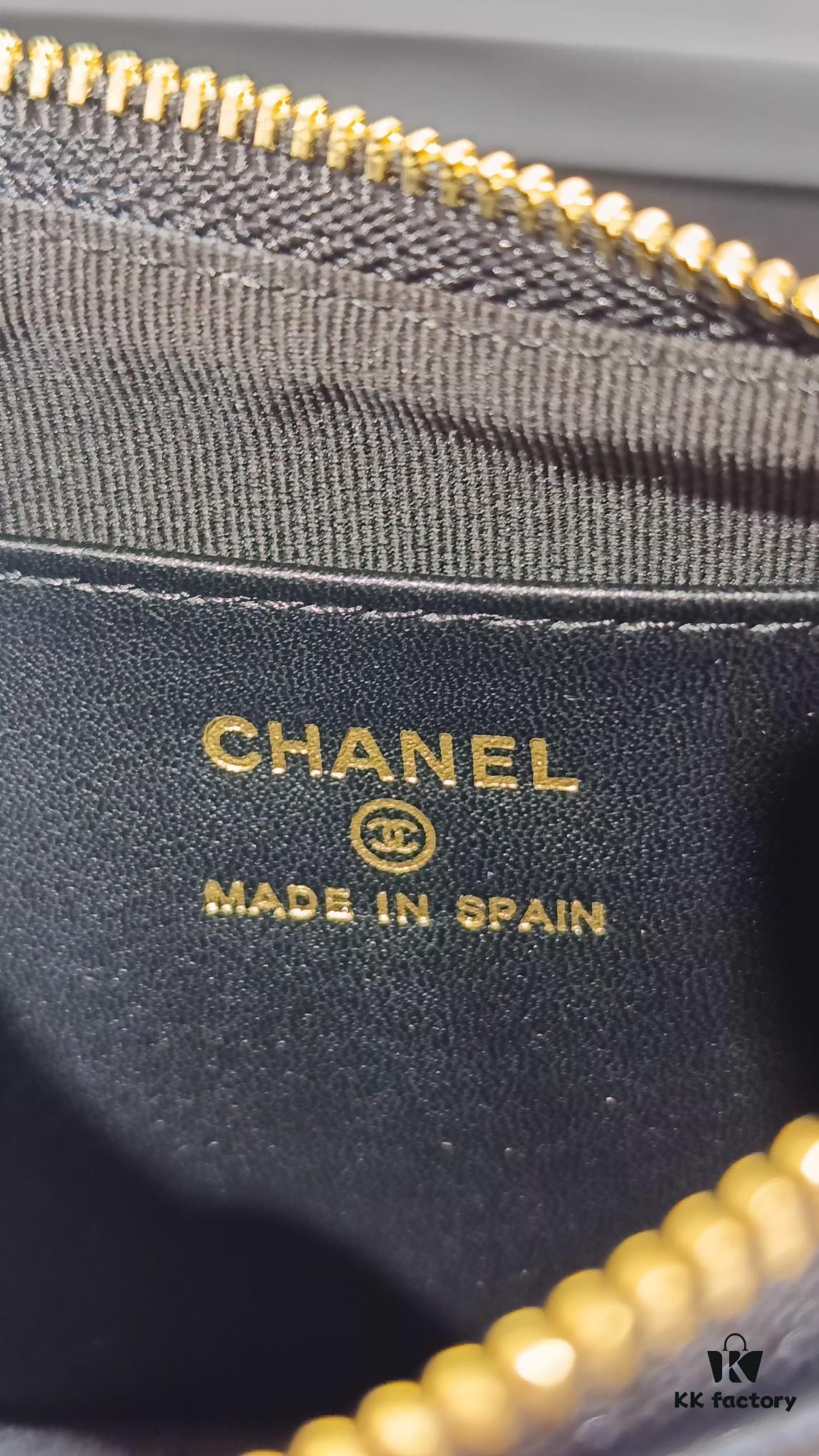 Chanel Model 3647, A Classic Masterpiece Exuding Elegance and Prestige