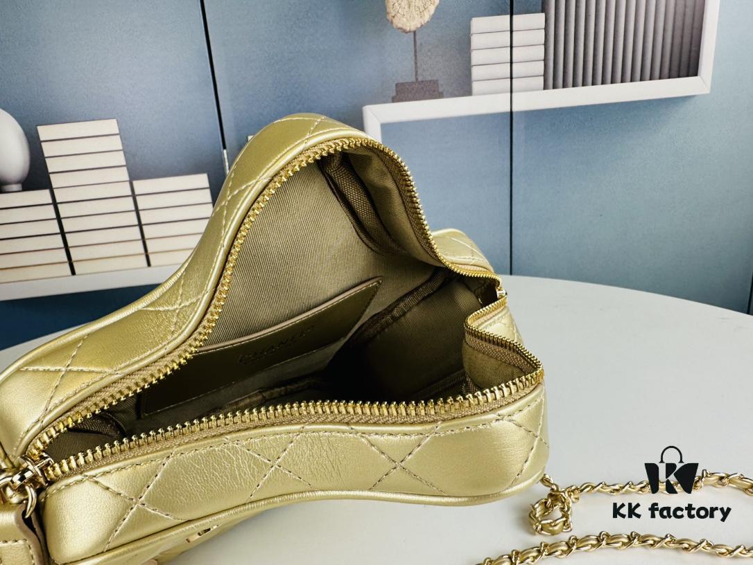 New Arrival Luxury Chanel Lucky Star Bag – Stunning Celestial Design, Golden Shine, Unique Star-Shaped Style, Chic and Elegant