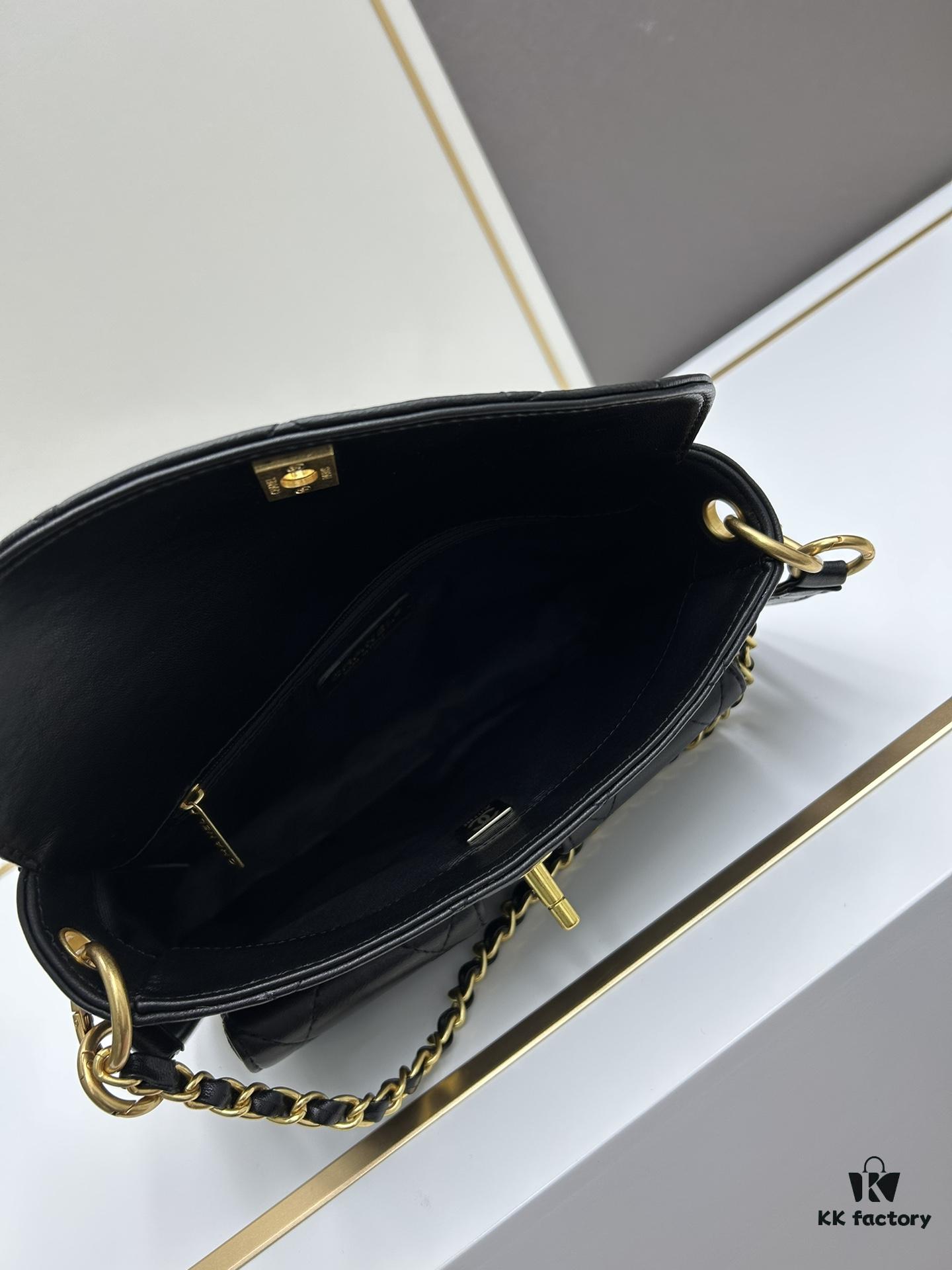 Upgraded Lamb Skin 24P 👑 Chanel 24P This Season's Dark Horse Hobo Hippie Bag