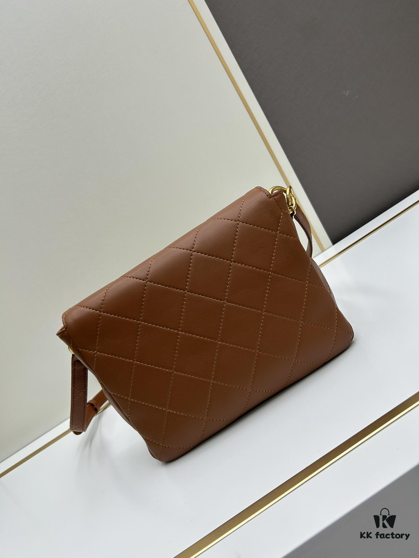 Upgraded Lamb Skin 24P 👑 Chanel 24P This Season's Dark Horse Hobo Hippie Bag