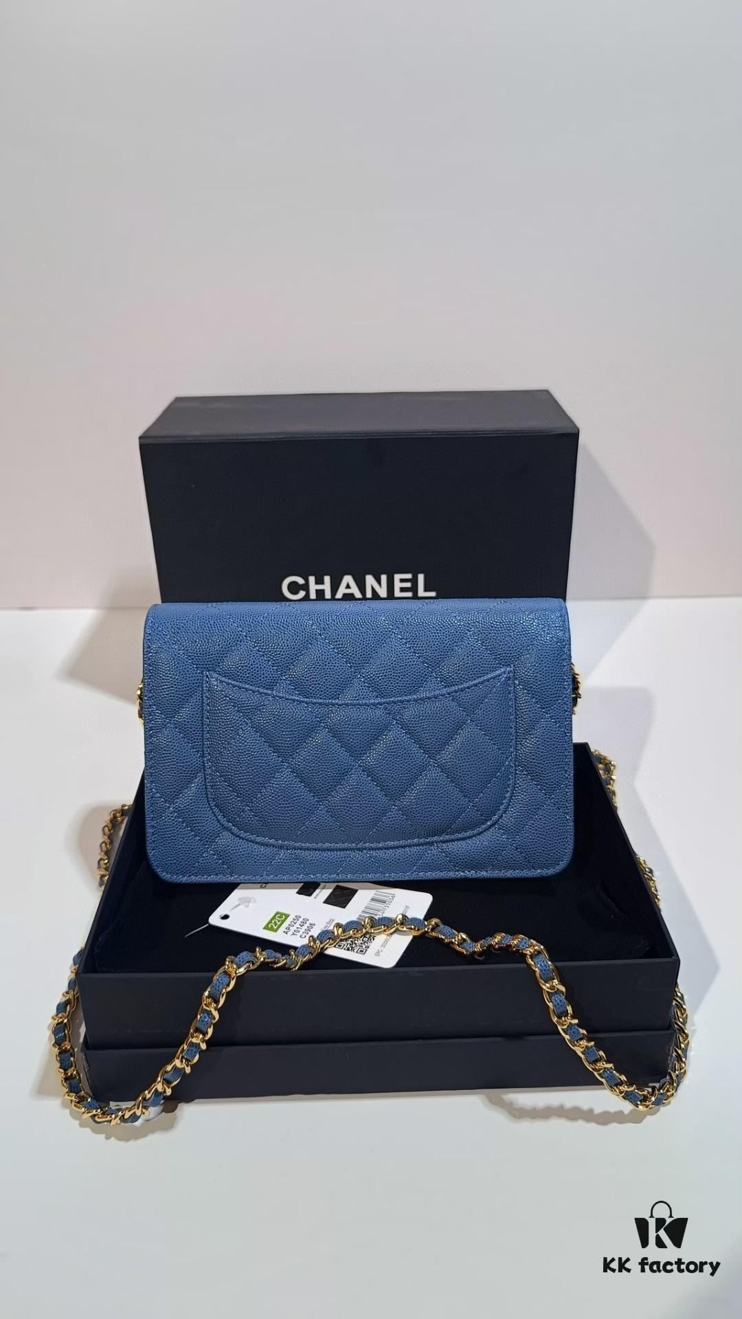 Chanel Classic Flap Bag 0250 - Authentic Quality, Quilted Calfskin Leather