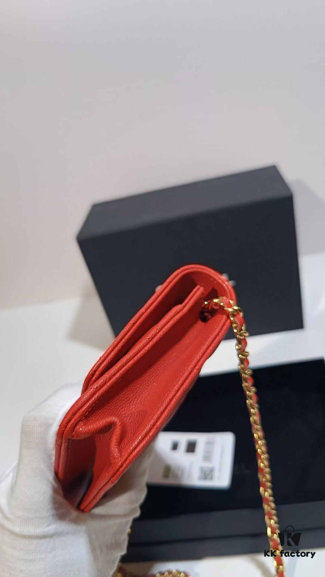 Chanel Classic Flap Bag 0250 - Authentic Quality, Quilted Calfskin Leather