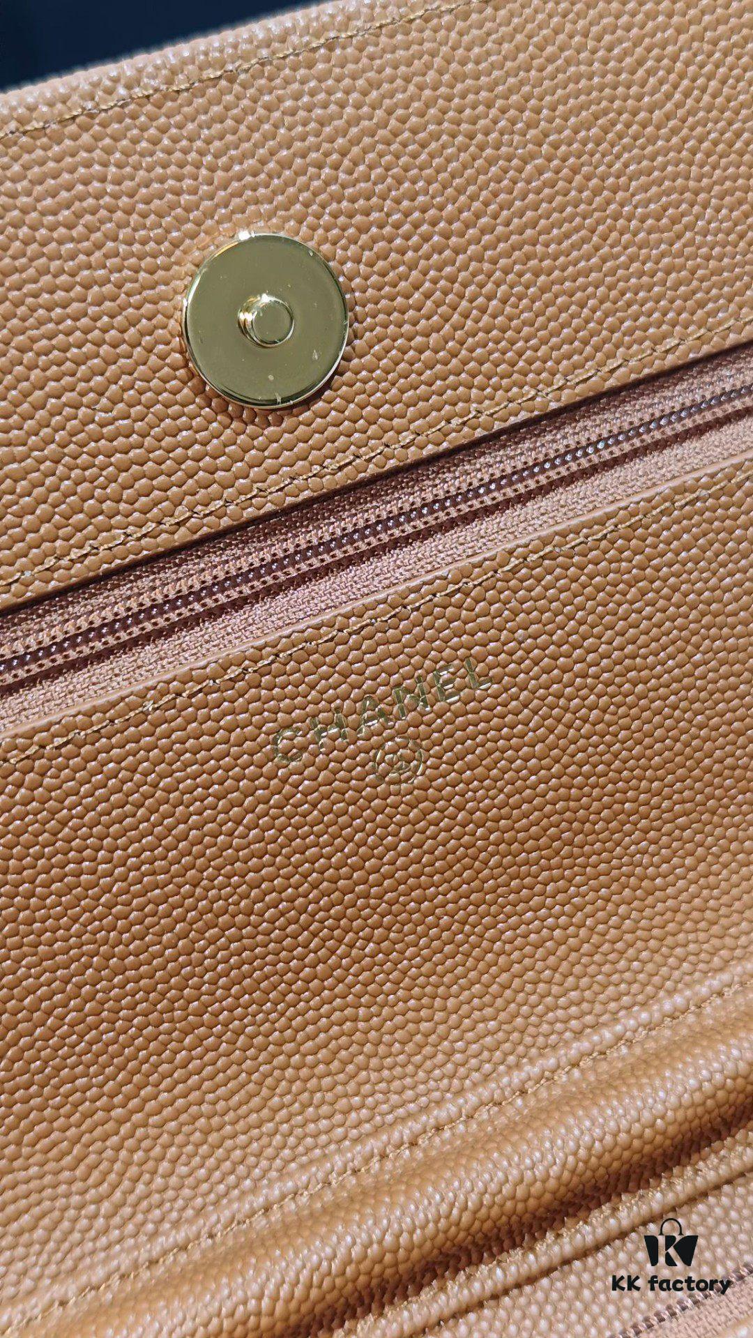 Chanel Classic Flap Bag 0250 - Authentic Quality, Quilted Calfskin Leather