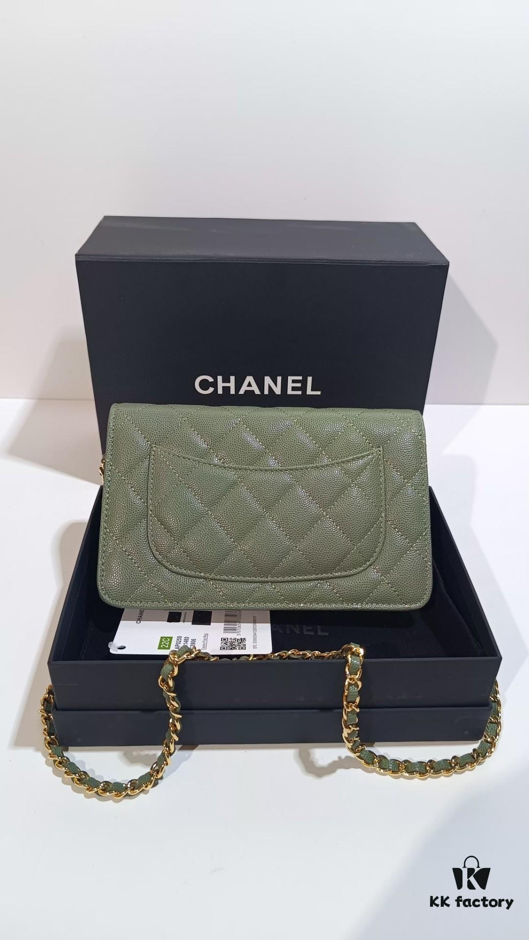 Chanel Classic Flap Bag 0250 - Authentic Quality, Quilted Calfskin Leather