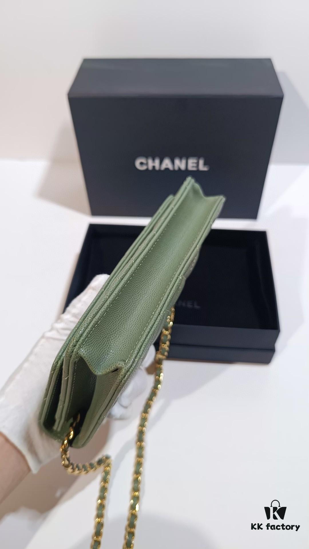 Chanel Classic Flap Bag 0250 - Authentic Quality, Quilted Calfskin Leather