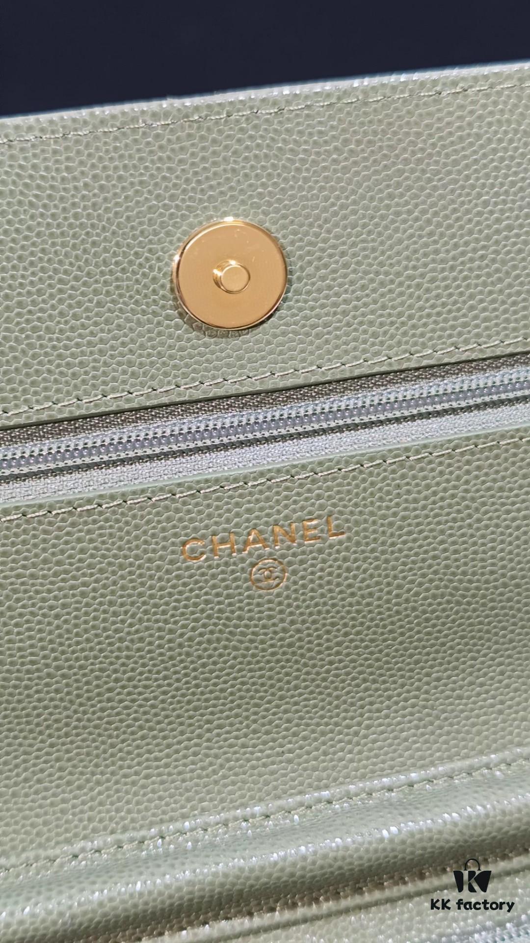 Chanel Classic Flap Bag 0250 - Authentic Quality, Quilted Calfskin Leather