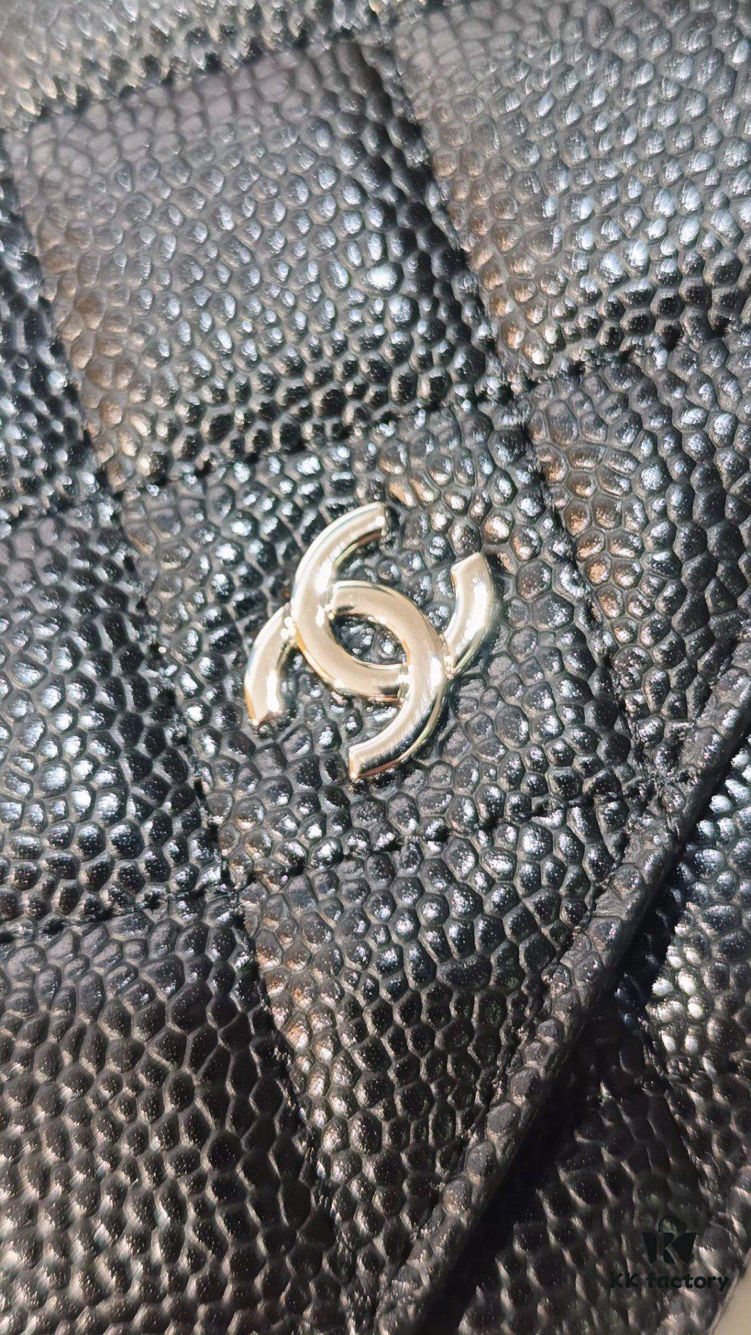 Chanel Classic Flap Bag 0250 - Authentic Quality, Quilted Calfskin Leather