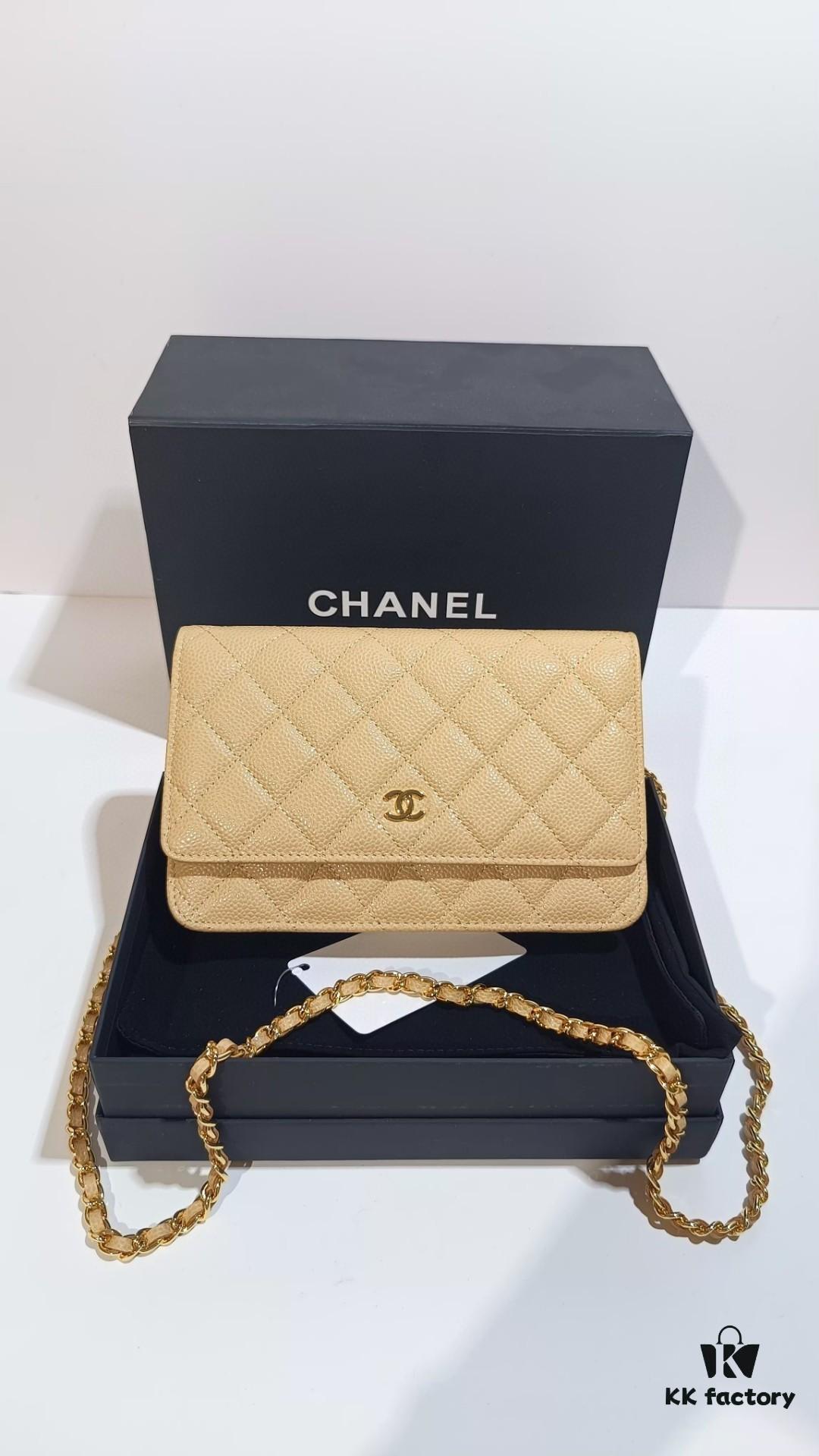 Chanel Classic Flap Bag 0250 - Authentic Quality, Quilted Calfskin Leather