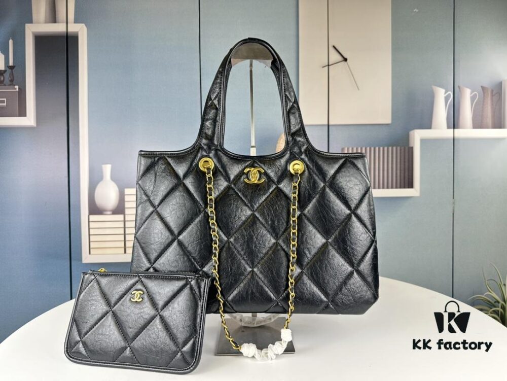 New Arrival Wholesale Cute and Practical Chanel 22S Tote Bag