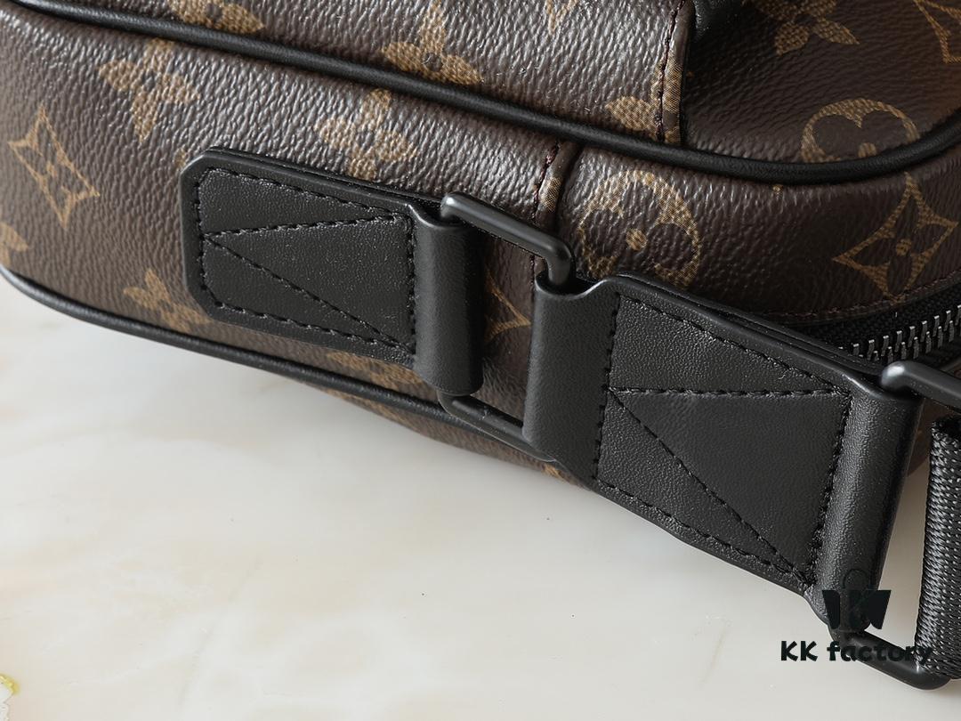 Upgraded Original M12518 M12516 M25121 Getaway Messenger Bag