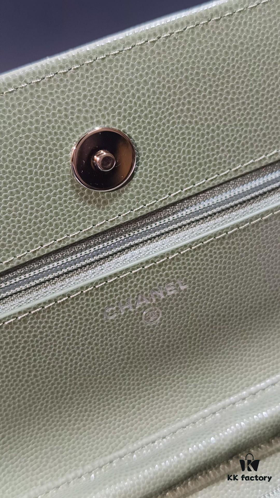 Chanel Classic Flap Bag 0250 - Premium Quality, Quilted Calfskin Leather