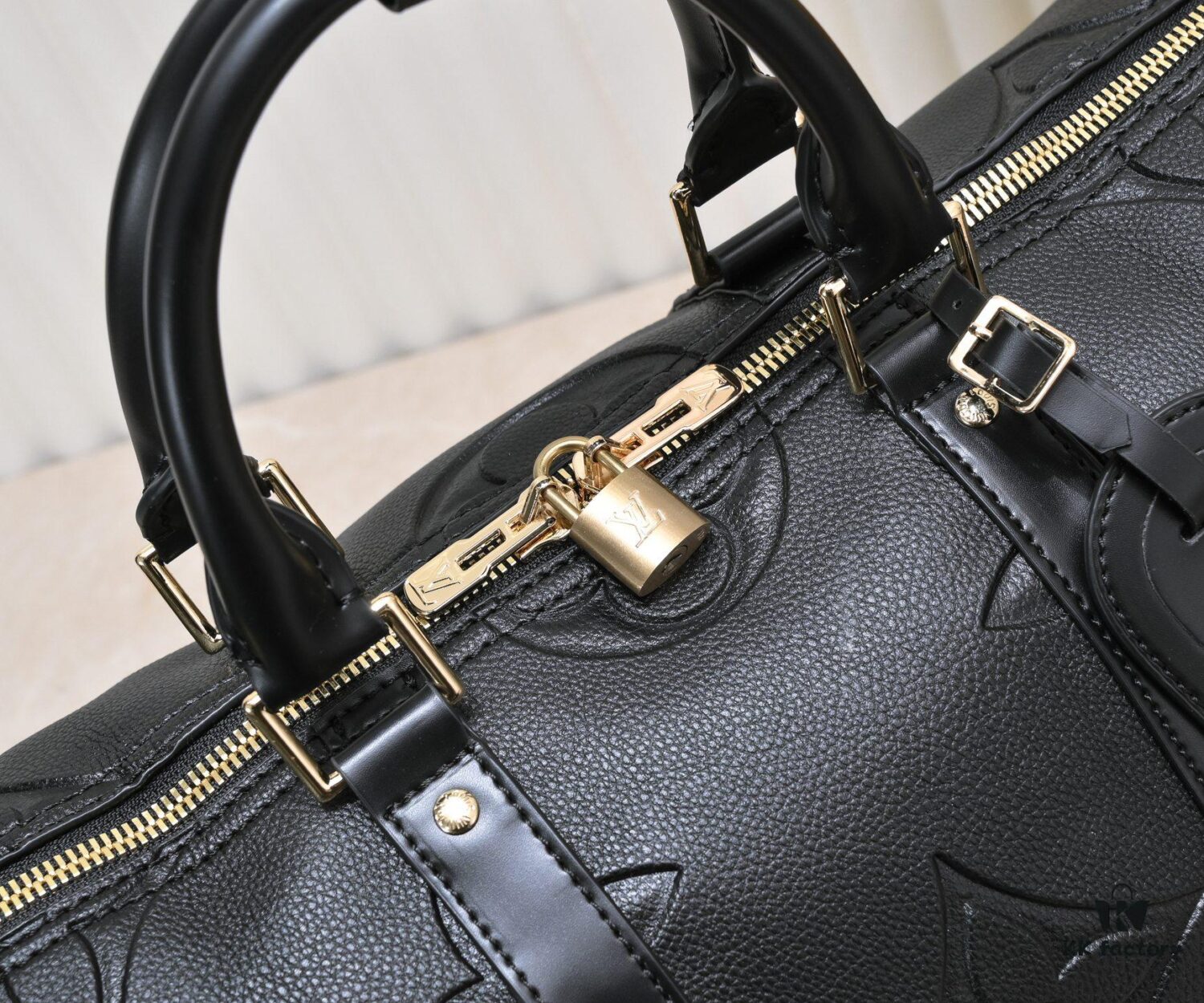 N44810 45532 Upgraded Version 45cm Imported Full-Grain Leather Black Embossed Large Flower Travel Bag N41416 45532