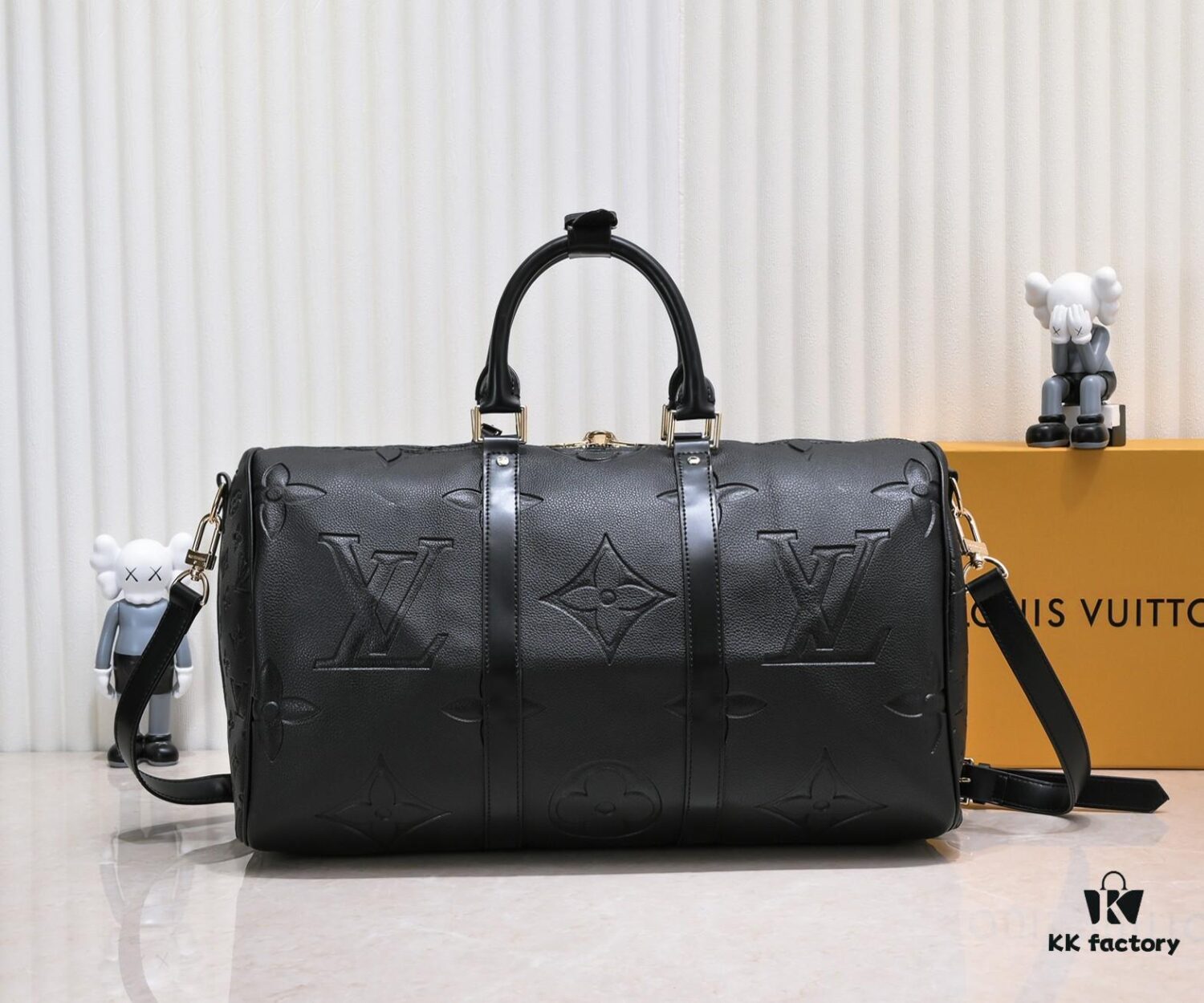 N44810 45532 Upgraded Version 45cm Imported Full-Grain Leather Black Embossed Large Flower Travel Bag N41416 45532